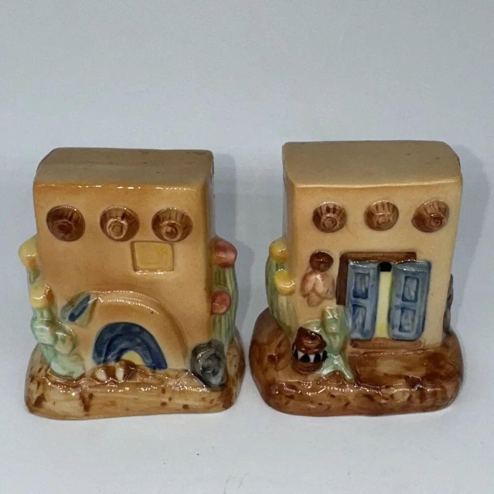Vintage Adobe Pueblo House Salt And Pepper Shakers Southwestern Santa Fe Aztec N